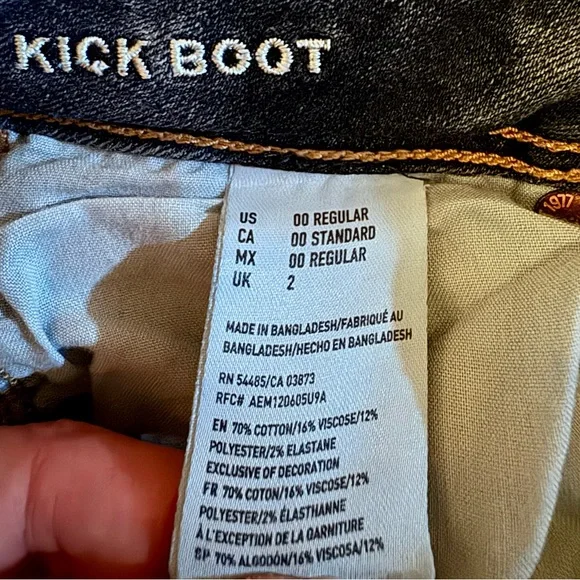 American Eagle Outfitters Dark Blue Flare Jeans - Picture 5 of 8